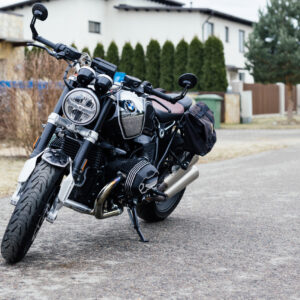 BMW R NINE T
